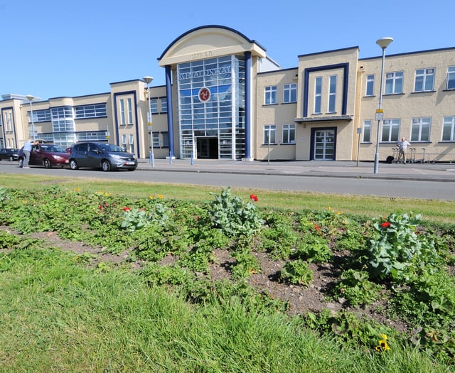 Travel disruptions expected at Isle of Man Airport due to UK weather