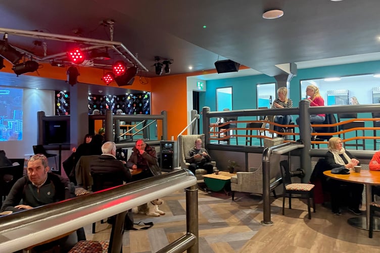 Paramount City cafe on Douglas Promenade