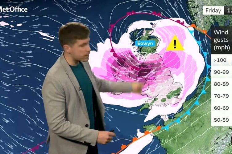 The UK Met Office weather update shows the path of Storm Eowyn, with the Isle of Man right in the middle