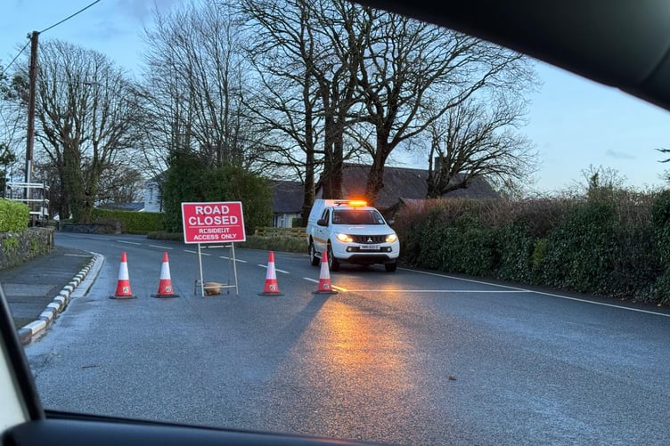 The road is closed between Braddan Church and Ballagarey Road
