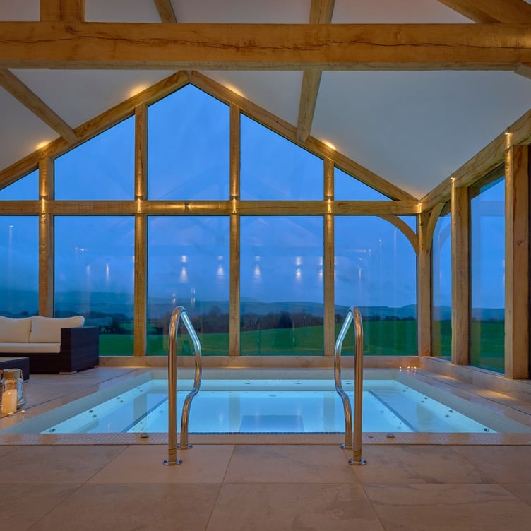 Brightlife - The Spa With a View