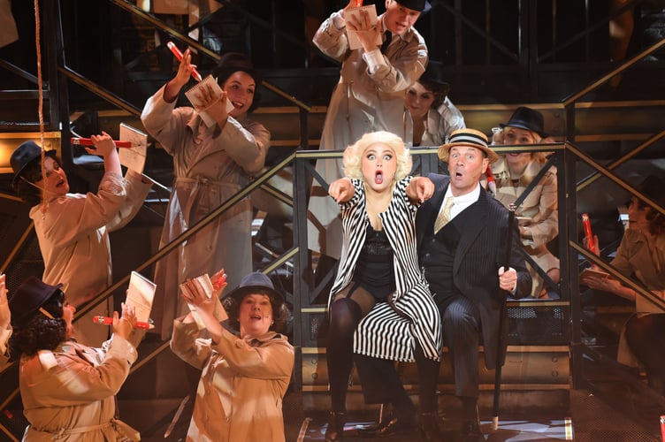 Evie Skillicorn as Roxie and David Artus as Billy Flynn (photo - Mike Trout)