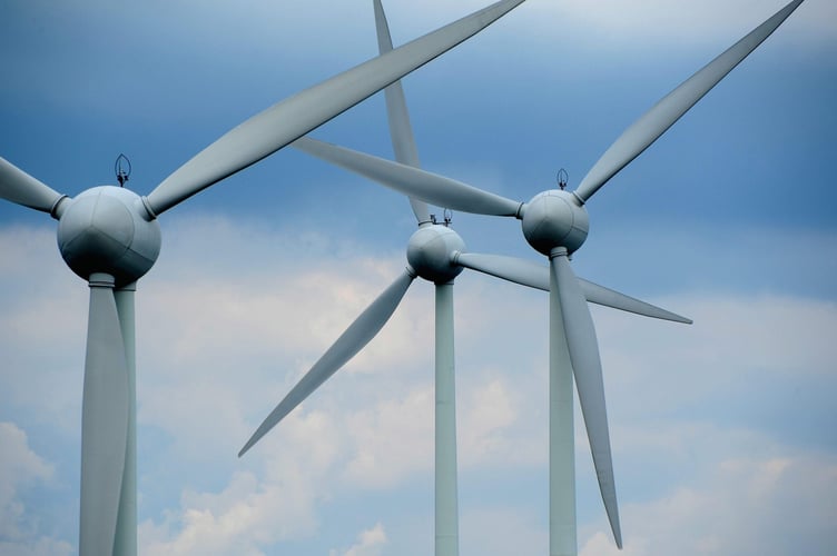 wind-turbine-2819382_1920