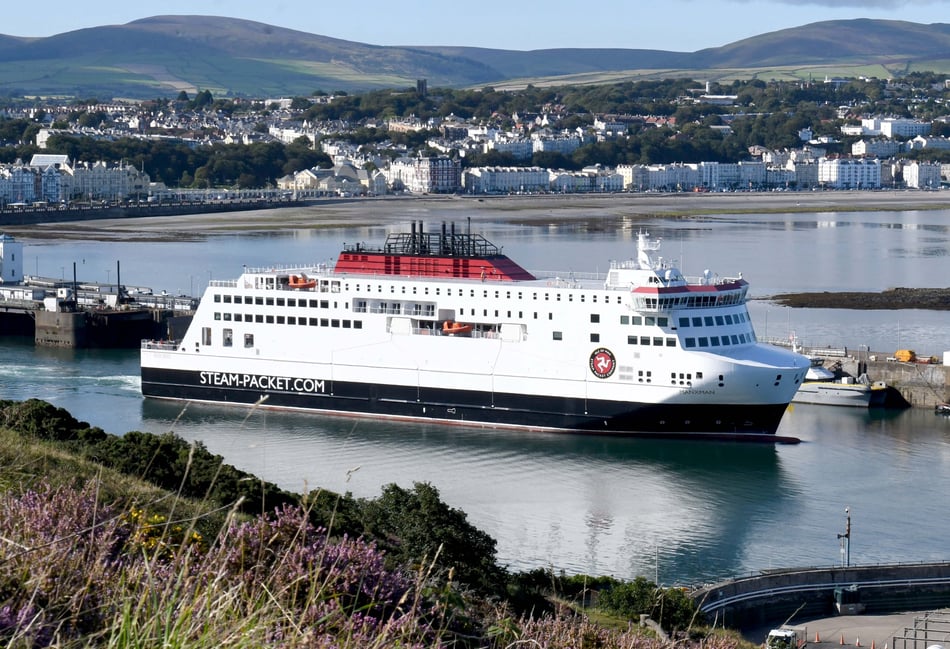 Manxman returns to service following 'technical issue'