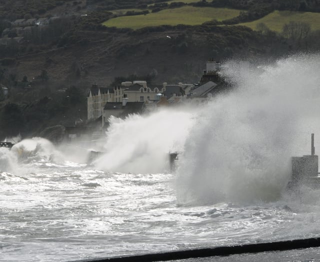 Gusts of up to 70mph expected as Met Office issue fresh weather alert