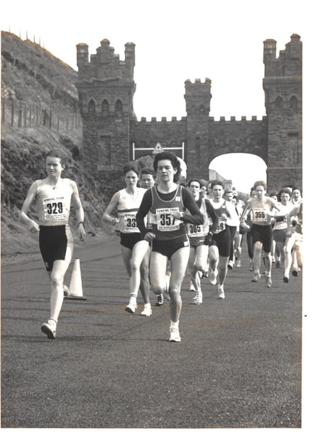 Brenda Walker (centre) leading the women's 5km race on Marine Drive at the 1989 Easter Athletics Festival