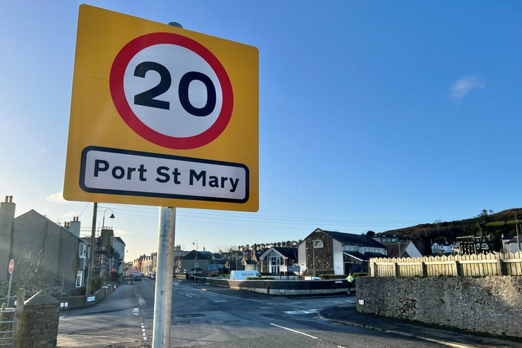 New 20mph signs erected in Port St Mary