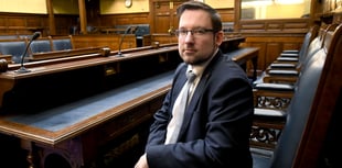 Ex-health minister says Manx Care mandate is 'big assault on NHS care'