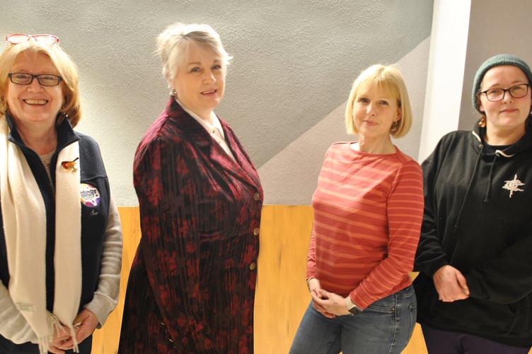 Left to right: Jo Cutsforth and Helen Okell with library staff Sue Jolly and Rakie Bennett