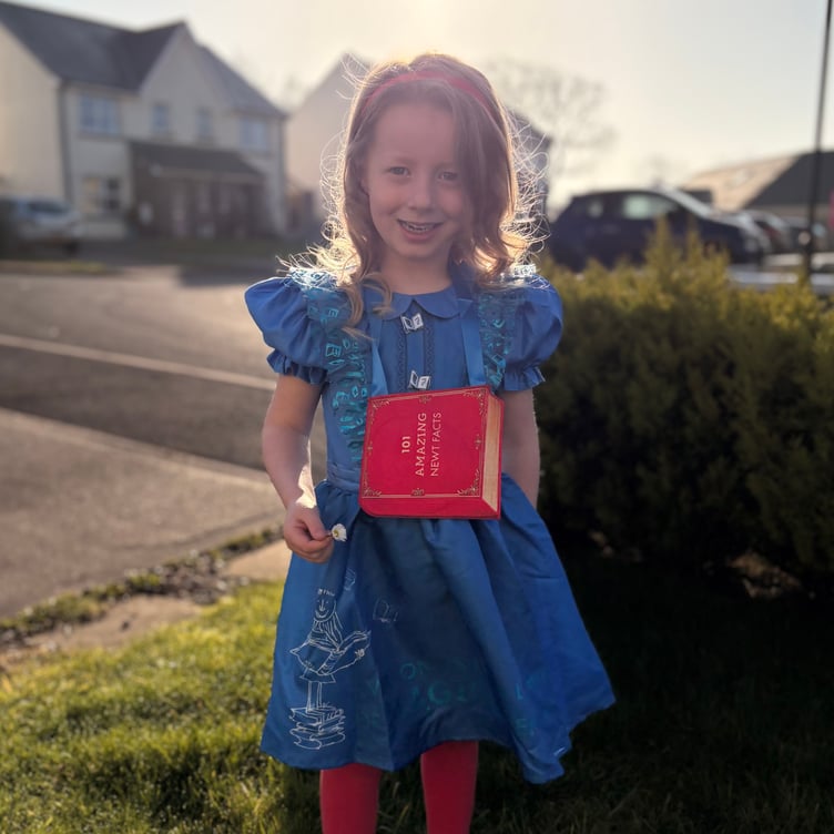 Ivy, age 5, as Matilda