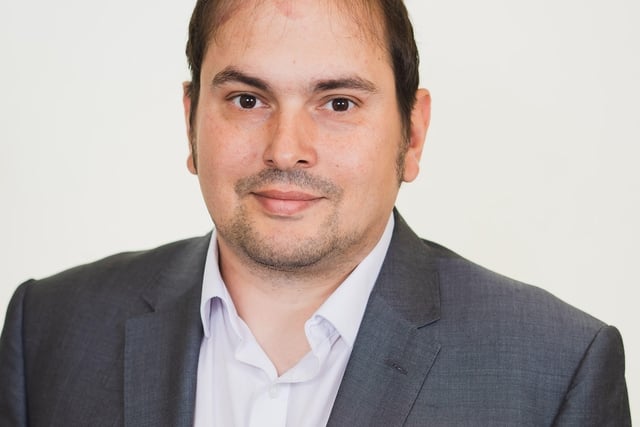 Douglas councillor ousted over non-attendance