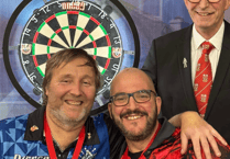 Darts: Kennish at the double on home soil