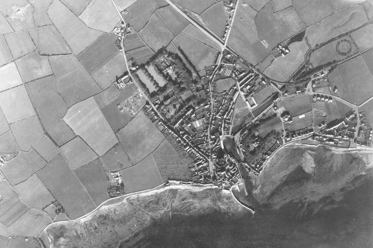 An old aerial shot of Castletown