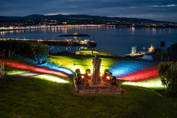 Sir William Hillary statue on Douglas Head