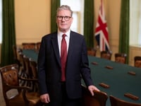 Sir Keir Starmer visibly upset as he announces resignation