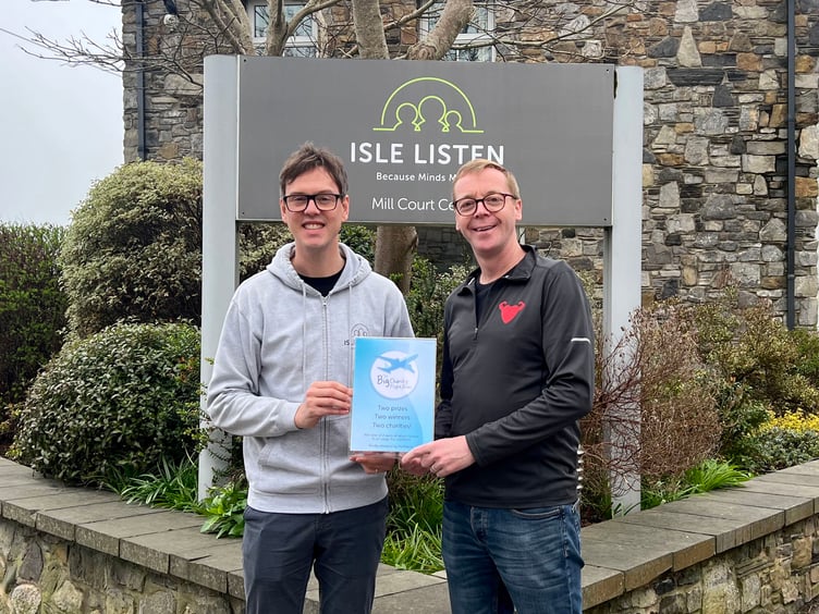 Steven Downward from Isle Listen and Paul Healey from Craig's Heartstrong Foundation