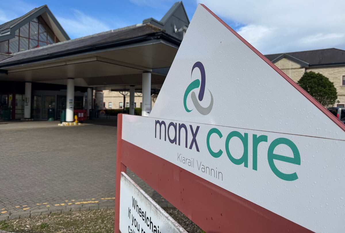 Isle of Man TT 2026: Races will not be affected by fears over hospital bed capacity - Minister