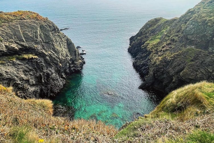 A small cove during a coastal walk to Santon Gorge
