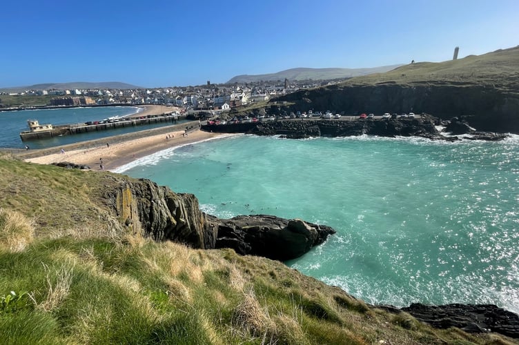 Fenella beach with its azure sea