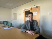 Specialist explains the symptoms of bowel cancer to look out for