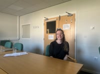 25-year-old says bowel cancer diagnosis 'did not even cross my mind'