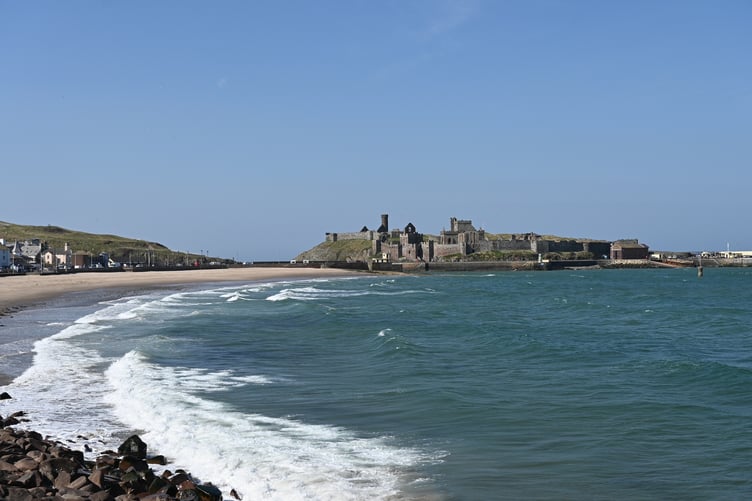 Pam Beedan sent in this shot of a windy Peel
