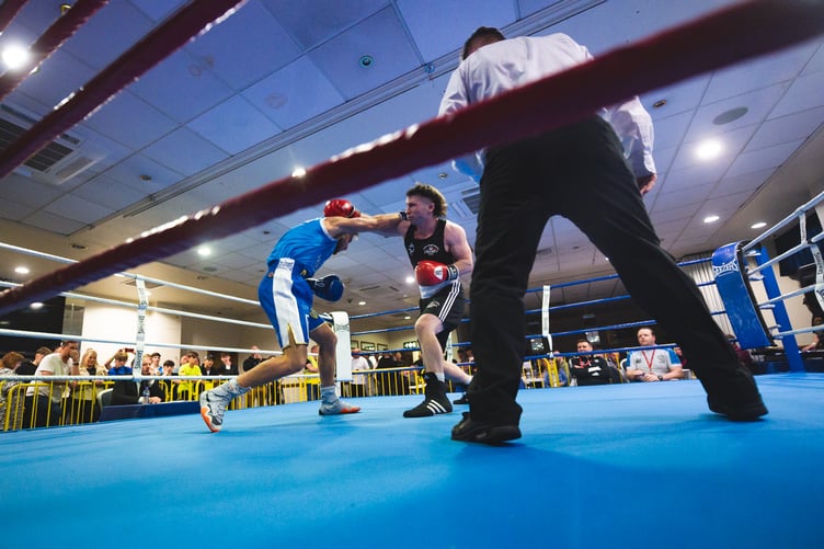 Northern Boxing Club’s Duncan Ferguson (black vest) acquitted himself well in what was his first competitive bout (Photo: Steve Babb)