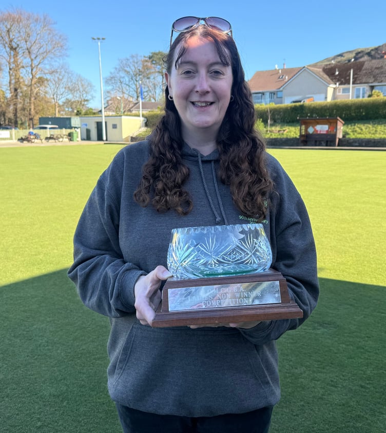 Gill Dixon, winner of the 2025 Non-Winner Hands Trophy (Photo: Kim Hargraves)