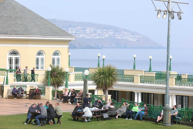 The view from outside the Villa Marina