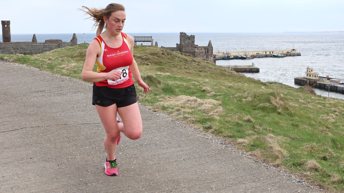 Laura Rudd Runner Almost 600 runners in opening race of Easter Festival | iomtoday.co.im