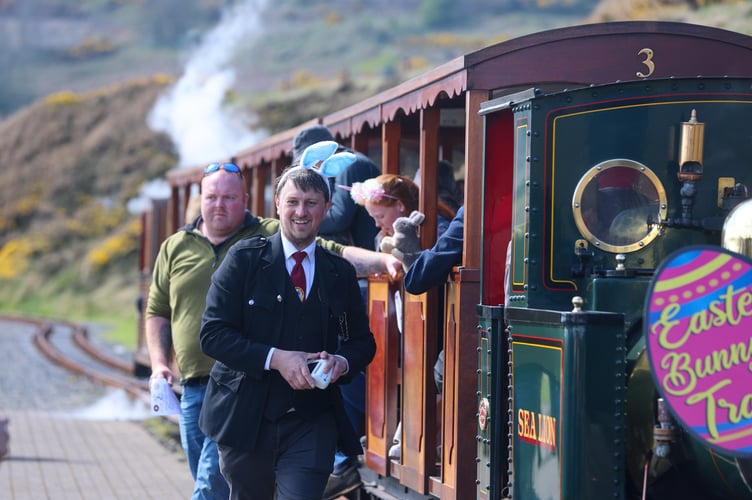 The train arriving at the Sea Lions Rocks Tea Rooms
