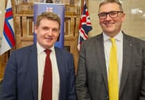 Minister attends Faroe Islands Flag Day reception in London