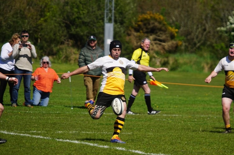 Vagabonds' Dan Bonwick (Photo: John Liver/Mumbles Pics)