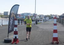Harbour 2 Harbour Walk 2025: Williamson and Gimson take the honours