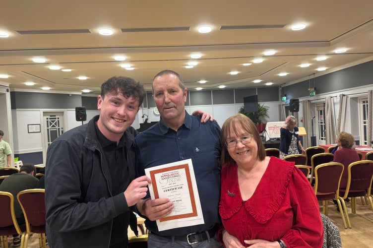 Tom had to get a picture with stand-up comedy winner Graham Crowe (and the very kind judge who scored him 81/100)