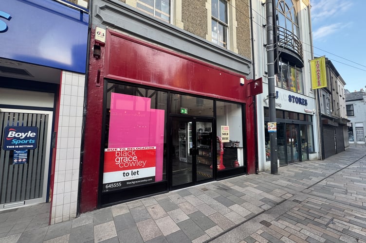 Gourmet Shakes N Snacks are moving from Castle Street to Windsor Road as owner Tim Brogan cites dwindling footfall in Douglas high street