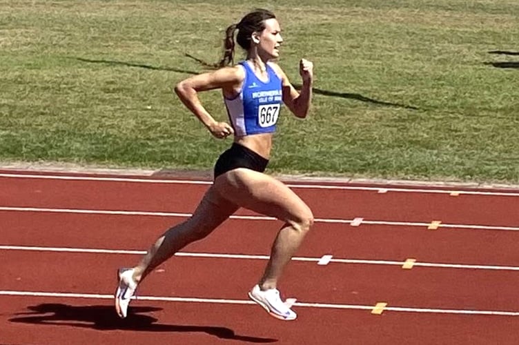 Northern AC's Lucy Ormsby shone as she clinched gold medals in the u20 women’s 100m and 400m at Stanley Park (Photo: Andrew Woodward)