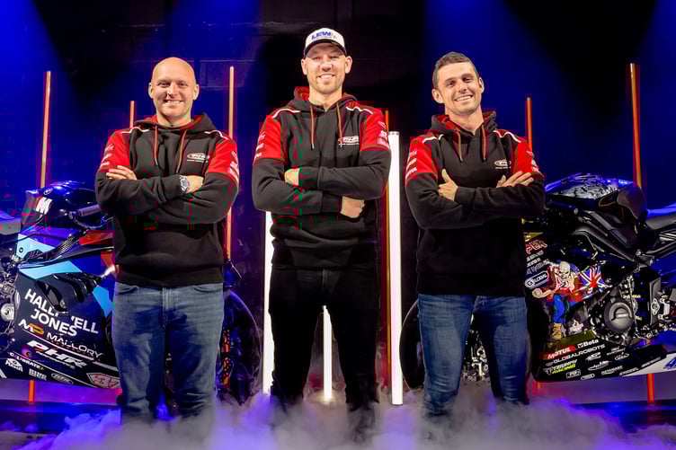 Peter Hickman alongside Pierre-Yves Bian and Barry Burrell (left)