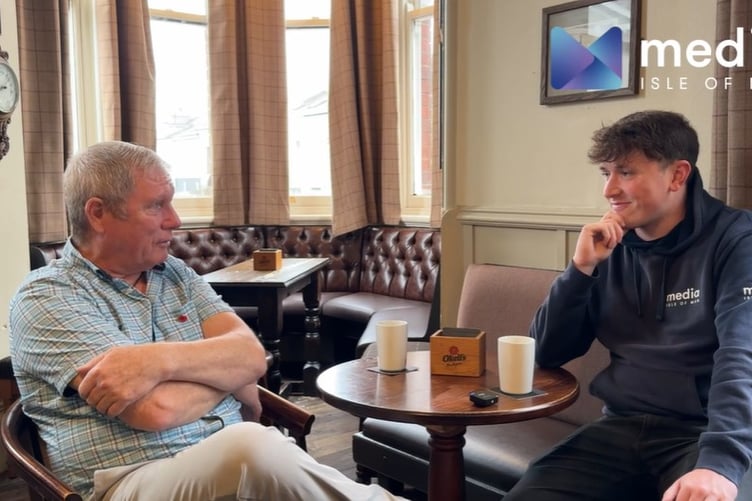 Journalist Tom Curphey chatting with Woodbourne Manager Trevor Latus after the pub launched a successful ‘warm space’ initiative