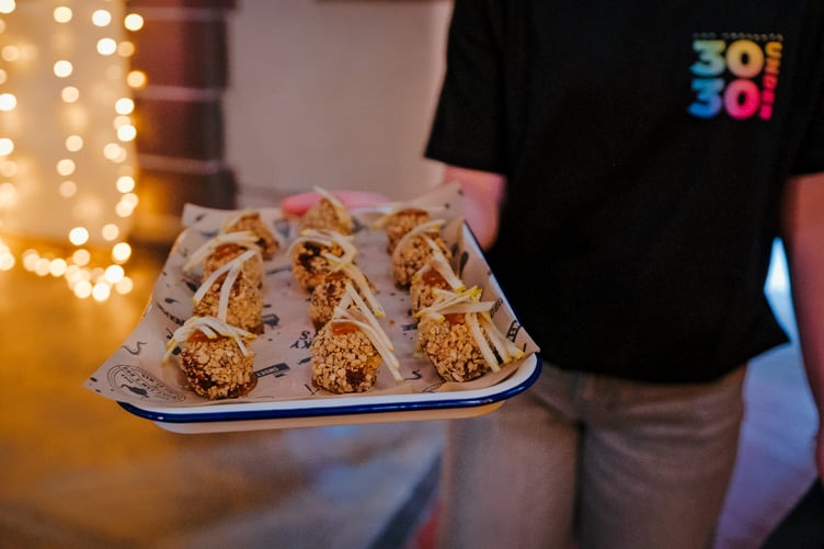 Gef 30 Under 30 canapes