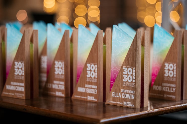 Gef 30 Under 30 2025 winner's trophies