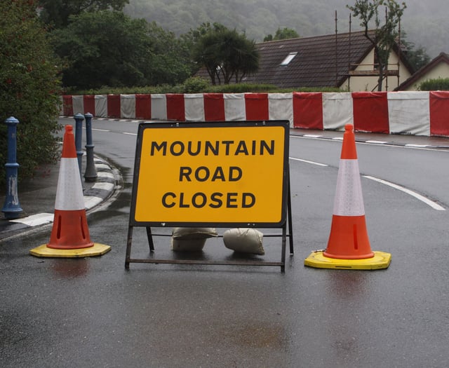 Mountain Road to stay shut for hours after crash 