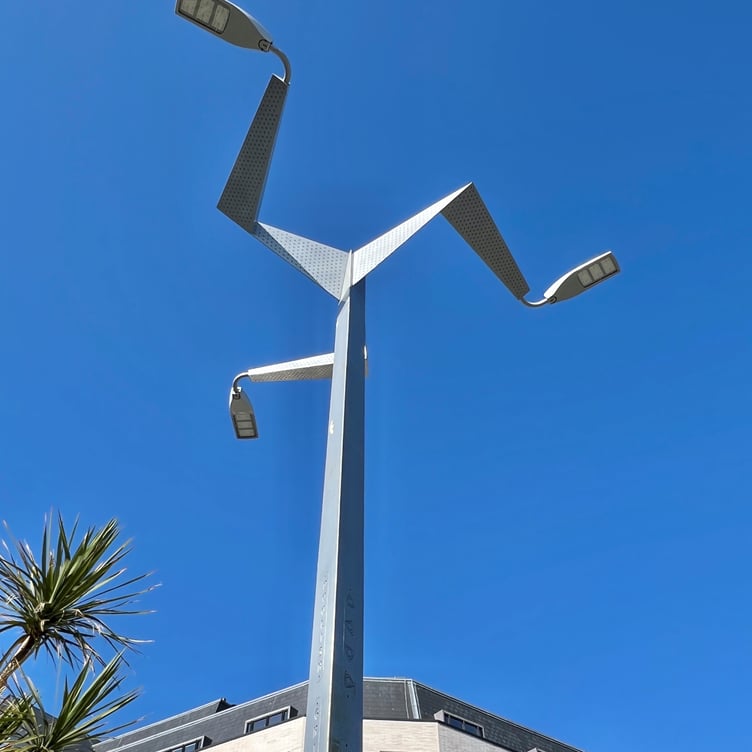 Three Legs lighting column