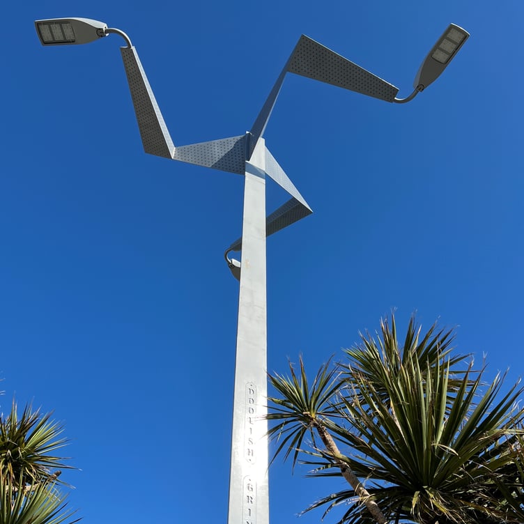 Three Legs lighting column now towers over Peveril Island