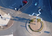 Stunning video shows £36,000 'Three Legs' landmark being craned into position