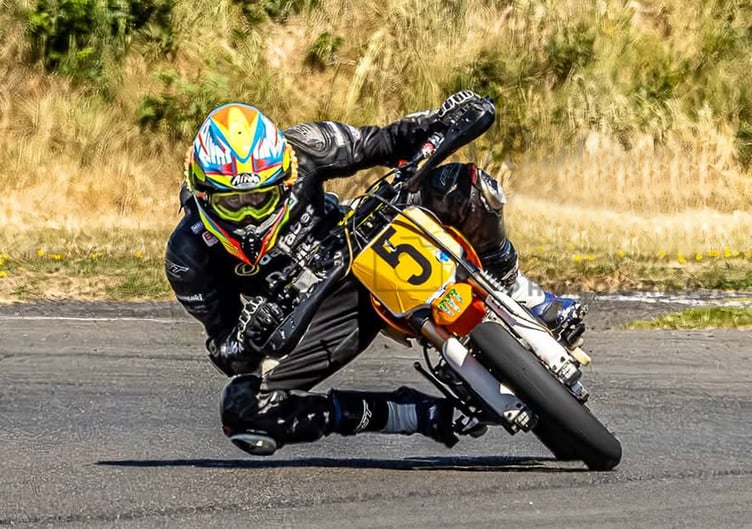 Jack Meechan in his all-action style on his way to claiming a hat-trick of senior open pitbike wins at Jurby last weekend (Photo: Steve Wesley Photography)