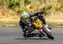 Meechan’s magic pitbike hat-trick at Jurby