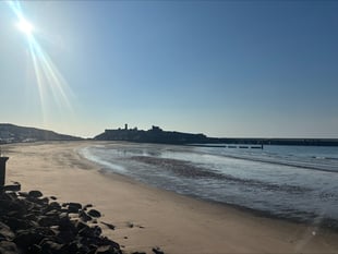 Peel Commissioners progressing £26,000 beach stage for summer trial