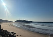 Peel Commissioners progressing £26,000 beach stage for summer trial