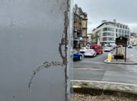 New 'Three Legs' streetlight will be repaired and repainted